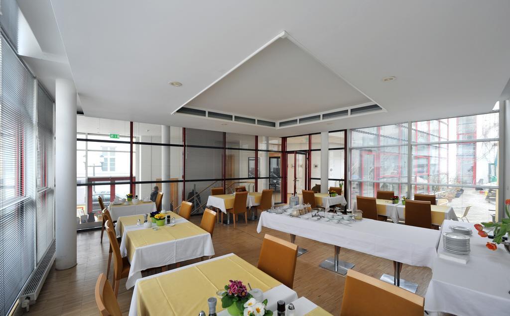 Hotel Galerie Γκράιφσβαλντ Εξωτερικό φωτογραφία